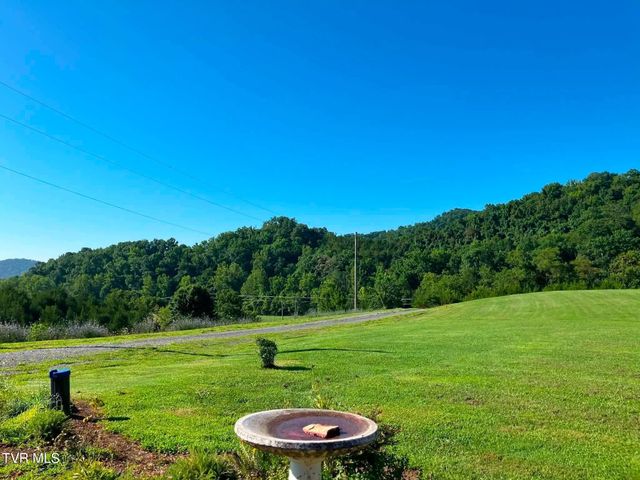336 Cloud Creek Road, Rogersville, TN 37857