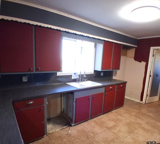 720 CR 3315, Omaha, TX 75571