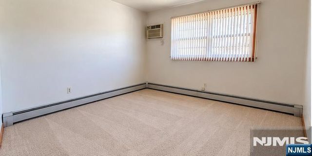55 Avenue B, Lodi, NJ 07644