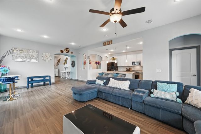11316 Twisting Peak Road, Fort Worth, TX 76052