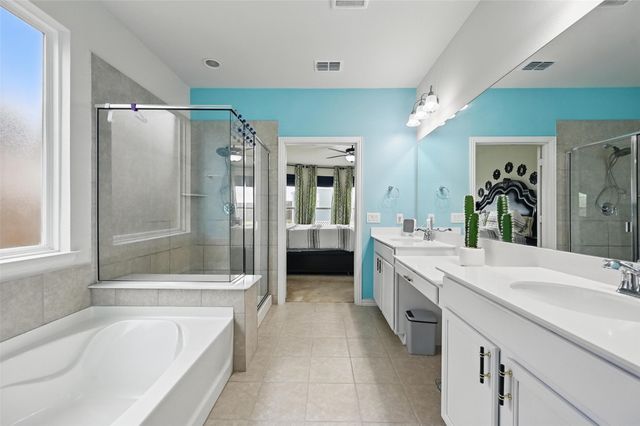 11316 Twisting Peak Road, Fort Worth, TX 76052