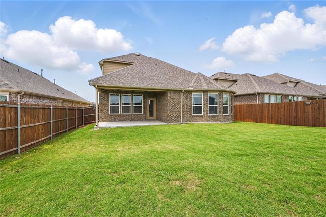 11316 Twisting Peak Road, Fort Worth, TX 76052