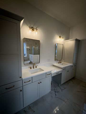 7513 Sutcliff Dr, College Grove, TN 37046