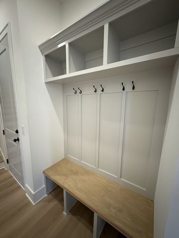 7513 Sutcliff Dr, College Grove, TN 37046