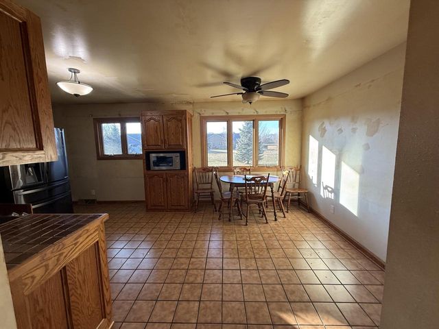 1732 Viking AVENUE, Holmen, WI 54636