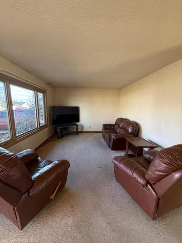 1732 Viking AVENUE, Holmen, WI 54636