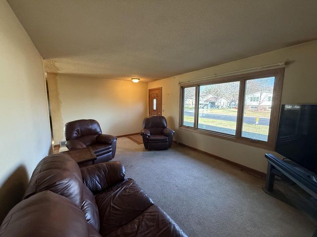 1732 Viking AVENUE, Holmen, WI 54636