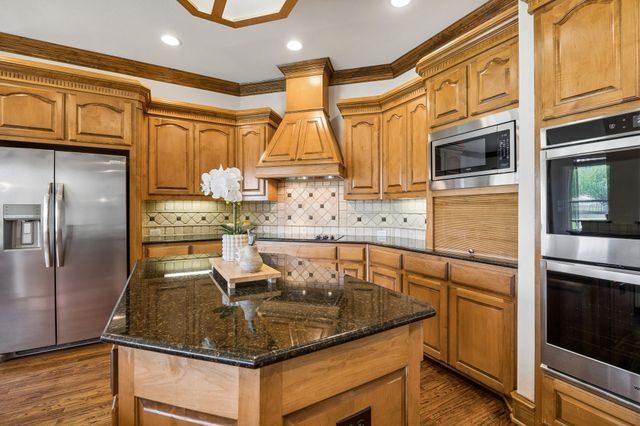 1505 Barton Creek Court, Lucas, TX 75002