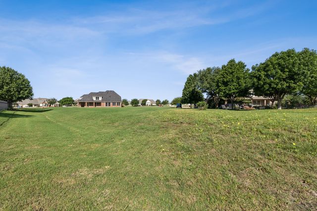 1505 Barton Creek Court, Lucas, TX 75002