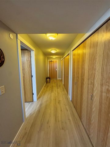 228 S Cottonwood Road 201, Bozeman, MT 59718