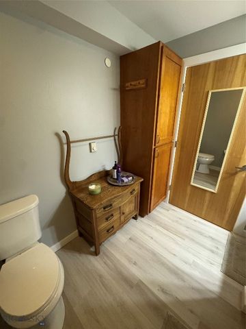 228 S Cottonwood Road 201, Bozeman, MT 59718