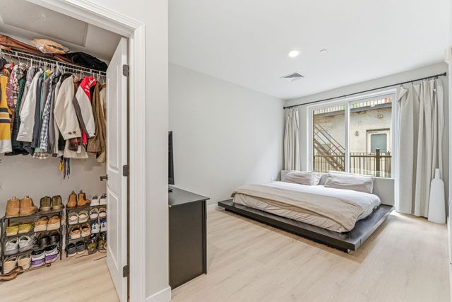 157 Chestnut 203, Chelsea, MA 02150