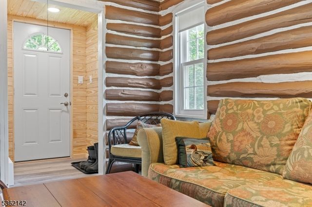 6 Alamoosook Rd, Vernon Twp., NJ 07422