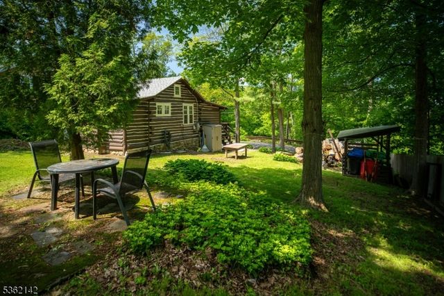 6 Alamoosook Rd, Vernon Twp., NJ 07422