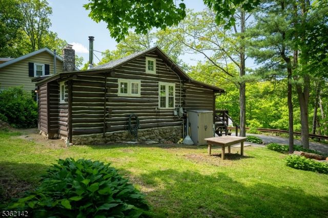 6 Alamoosook Rd, Vernon Twp., NJ 07422