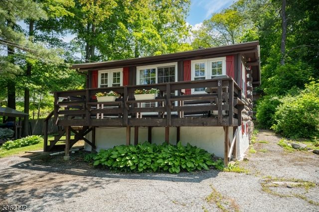 6 Alamoosook Rd, Vernon Twp., NJ 07422
