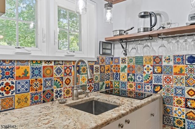 6 Alamoosook Rd, Vernon Twp., NJ 07422