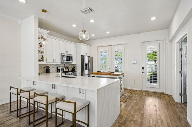2616 11TH STREET N, St Petersburg, FL 33704