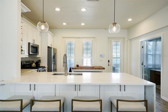 2616 11TH STREET N, St Petersburg, FL 33704