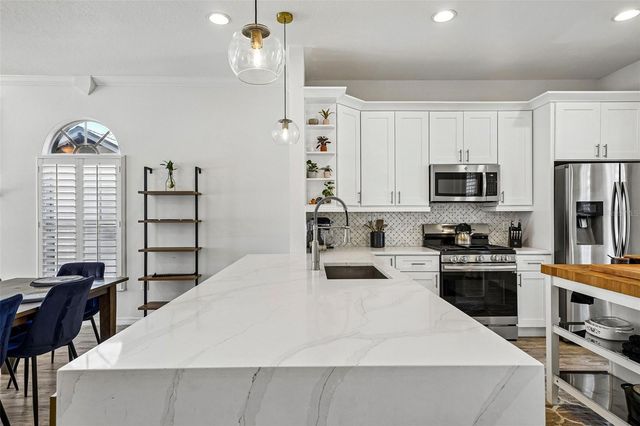 2616 11TH STREET N, St Petersburg, FL 33704