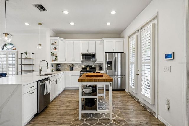 2616 11TH STREET N, St Petersburg, FL 33704