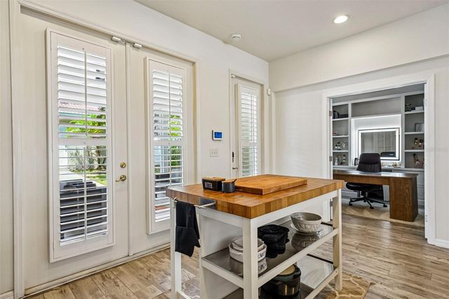 2616 11TH STREET N, St Petersburg, FL 33704