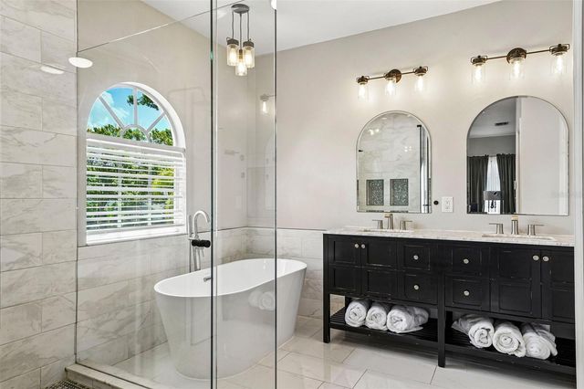 2616 11TH STREET N, St Petersburg, FL 33704