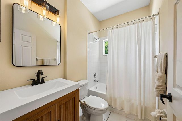 2616 11TH STREET N, St Petersburg, FL 33704