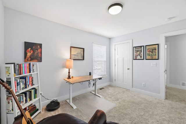 210 W Mill Dr, Nashville, TN 37209