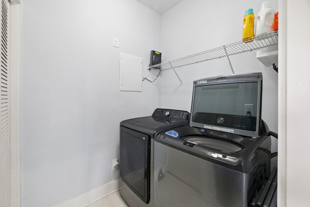 210 W Mill Dr, Nashville, TN 37209