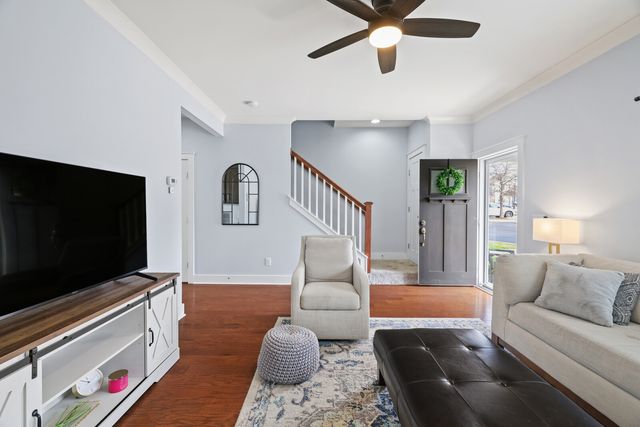 210 W Mill Dr, Nashville, TN 37209