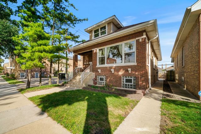 4345 N Marmora Avenue, Chicago, IL 60634
