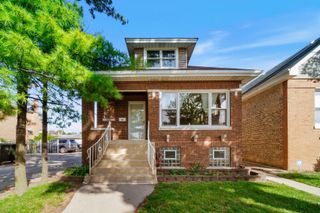 4345 N Marmora Avenue, Chicago, IL 60634