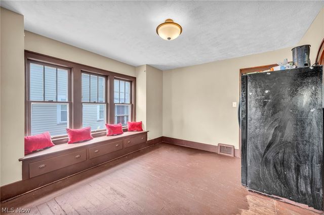 1722 Washington Avenue, Lorain, OH 44052