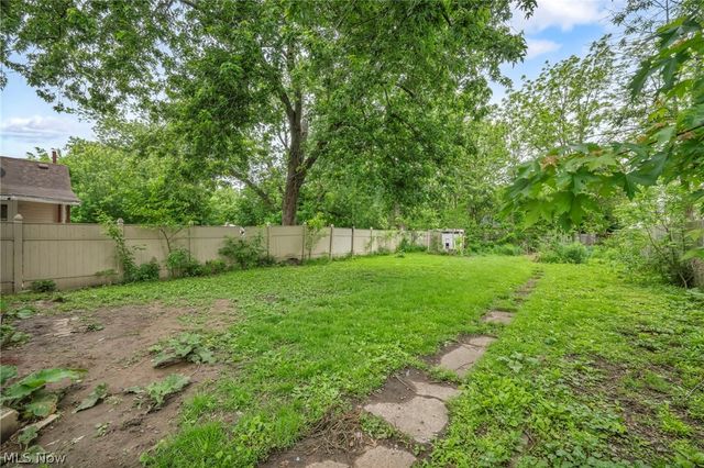 1722 Washington Avenue, Lorain, OH 44052