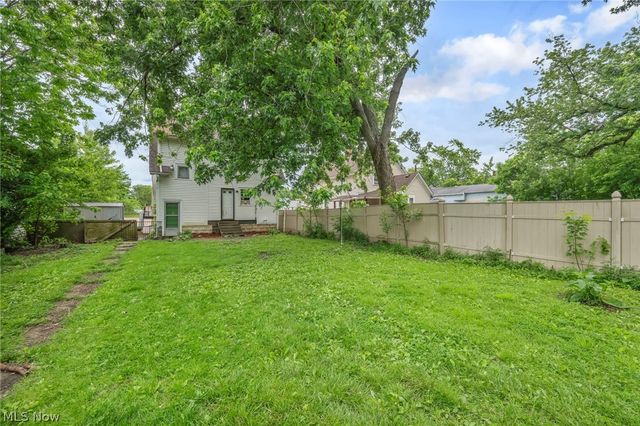 1722 Washington Avenue, Lorain, OH 44052