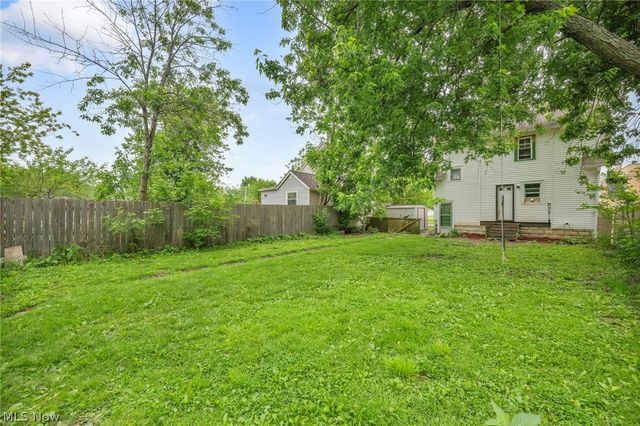 1722 Washington Avenue, Lorain, OH 44052