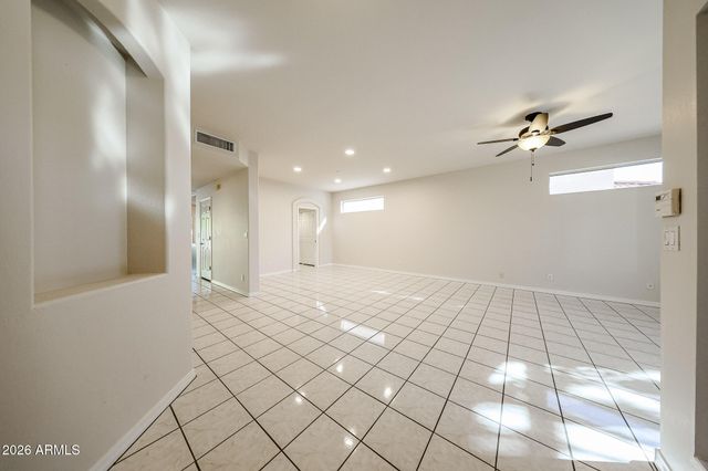 21699 N 61ST Avenue, Glendale, AZ 85308