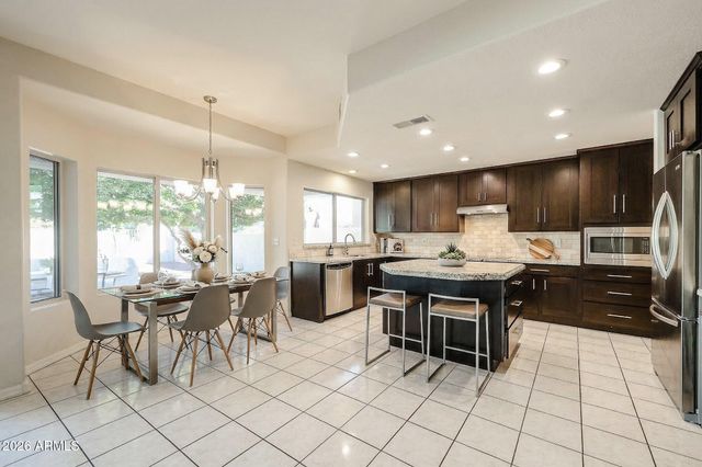 21699 N 61ST Avenue, Glendale, AZ 85308