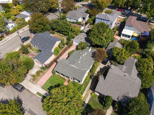 307 Covington St, Oakland, CA 94605