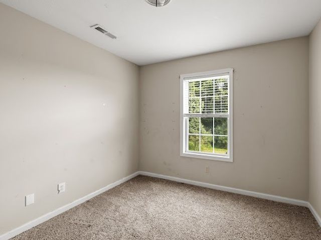 231 Harold Dr, Clarksville, TN 37040
