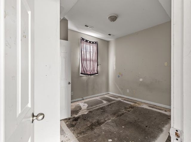 231 Harold Dr, Clarksville, TN 37040
