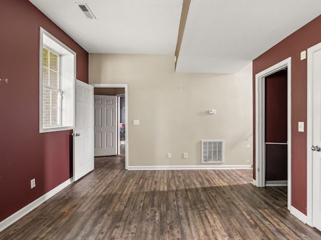 231 Harold Dr, Clarksville, TN 37040