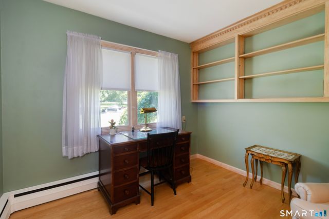 14 Rice Road, Woodbridge, CT 06525