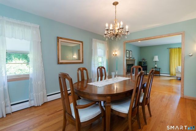 14 Rice Road, Woodbridge, CT 06525