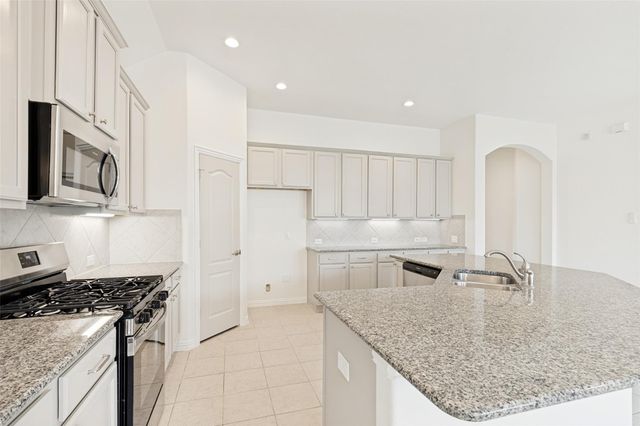 10234 Humphreys Green Drive, Rosharon, TX 77583