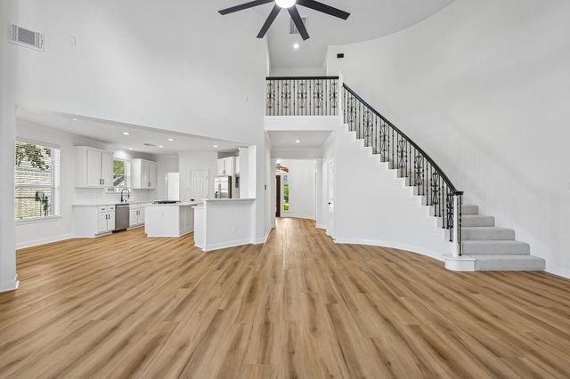 4607 Jade Green Court, Houston, TX 77059