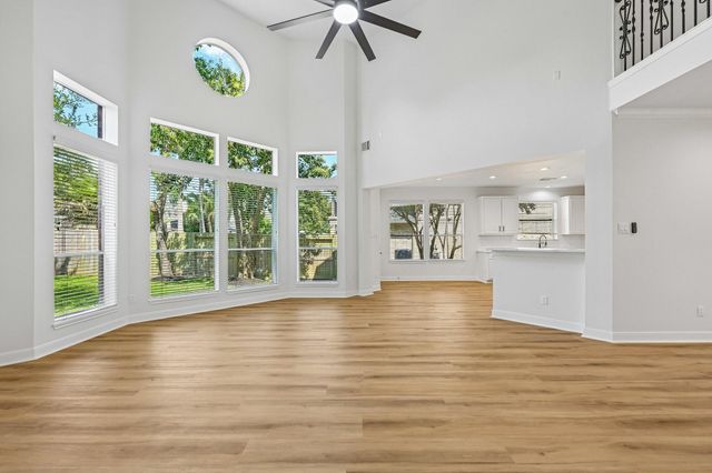 4607 Jade Green Court, Houston, TX 77059