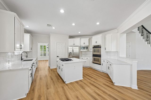 4607 Jade Green Court, Houston, TX 77059