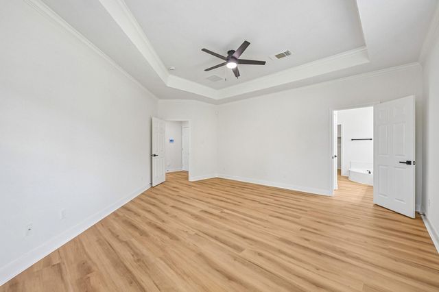 4607 Jade Green Court, Houston, TX 77059